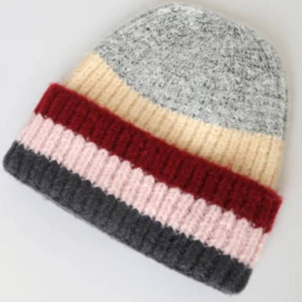 NEW‎  Peak Cozy Grey Multi Striped Ribbed Knit Beanie